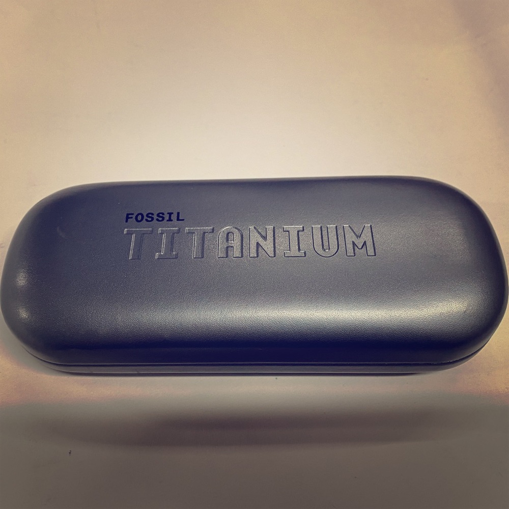 Fossil glasses cases
